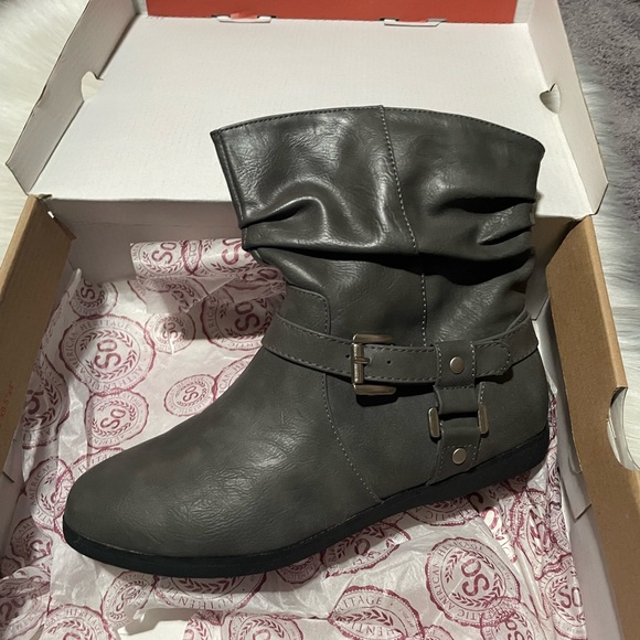 SO Shoes - New SO Ankle Boots Women's Size 7 Grey with Buckles